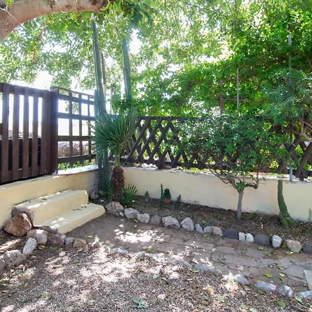 Casa Corbezzolo Apartamento *